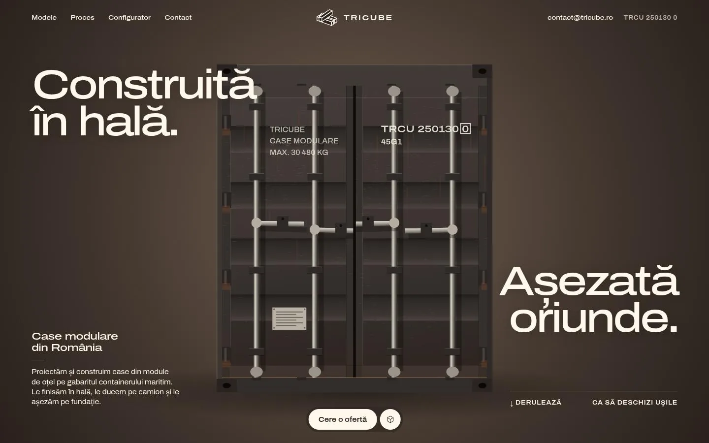 TRICUBE: the first screen of the site at 1440 by 900