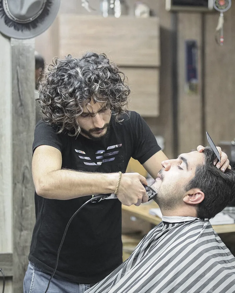 Beard trim & line-up