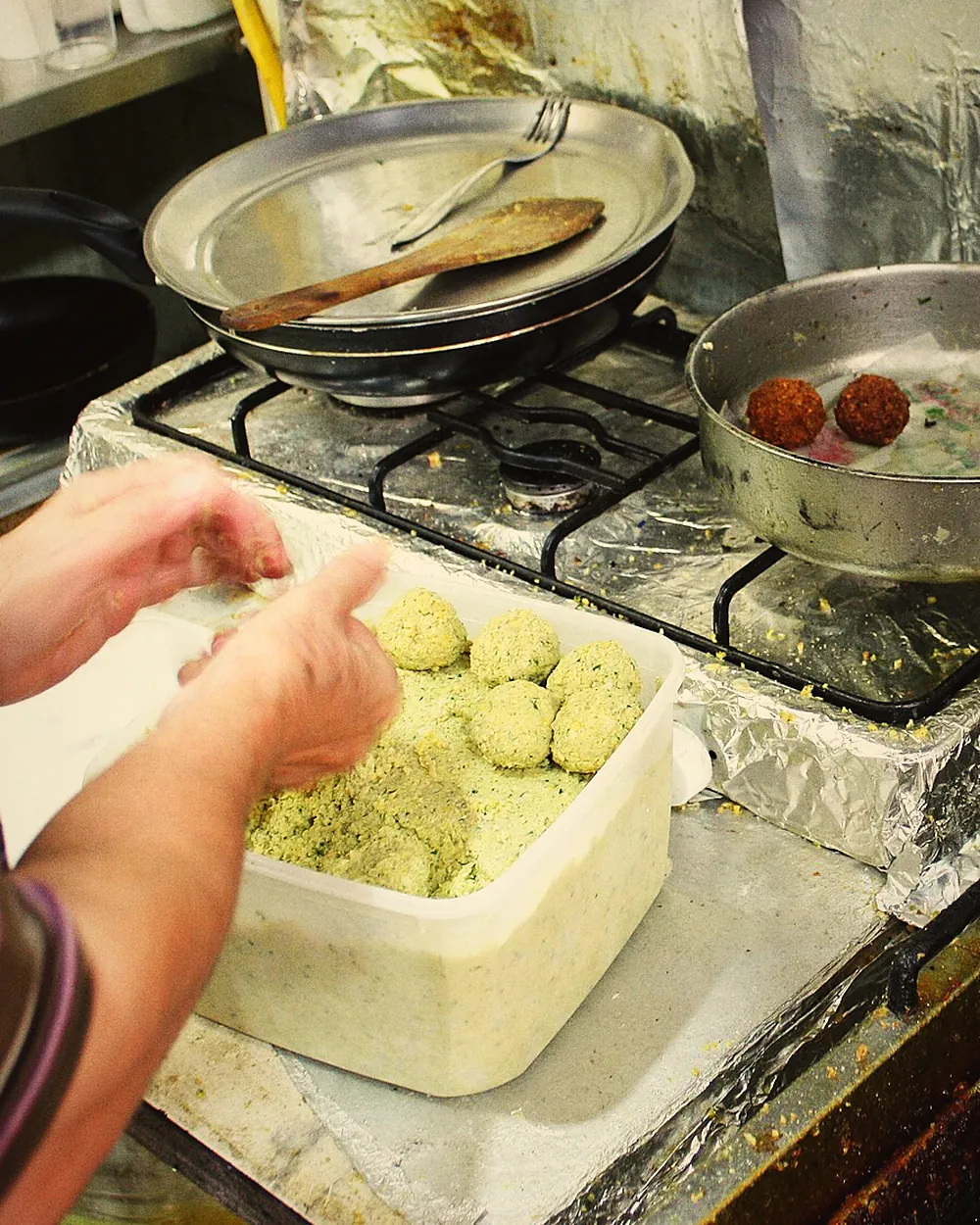 Shaping falafel before service