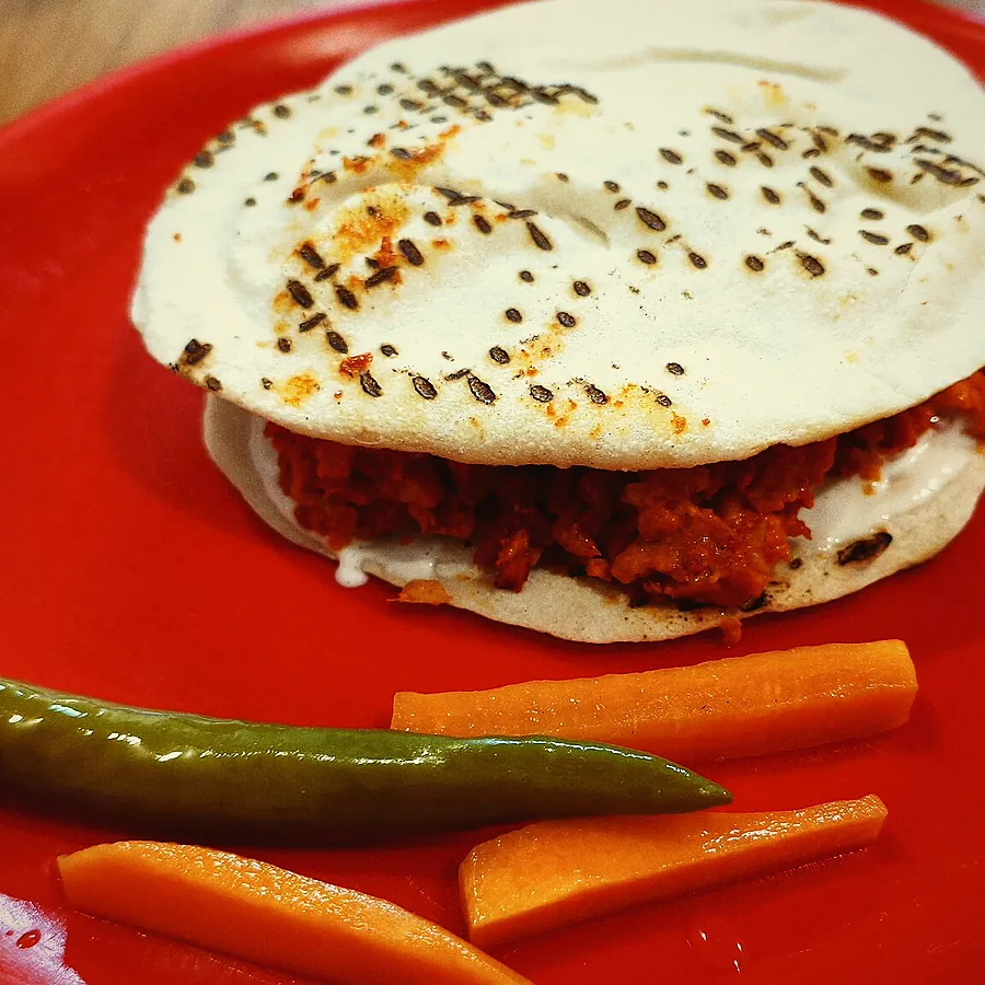 Chicken shawarma in Arabic bread