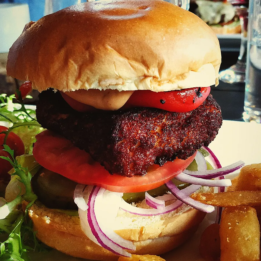 Halloumi burger