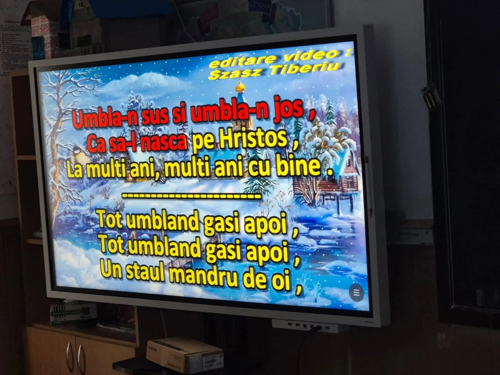 Karaoke de colinde pe tabla interactivă, Săptămâna altfel dec. 2024