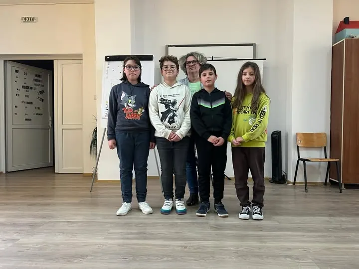 Câștigătorii Olimpiadei de Matematică a Satelor 2024 (etapa județeană) cu învățătoarea
