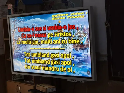 Tabla interactivă cu versurile unui colind
