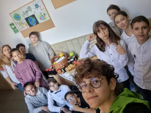 Selfie de grup la Târgul de toamnă