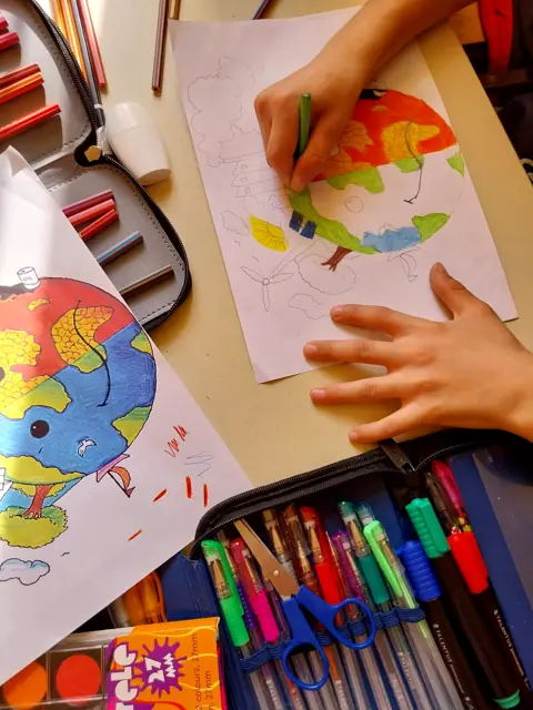 Desene în lucru, concursul regional de ecologie „Împreună pentru un viitor verde”, ed. X (doar mâini)