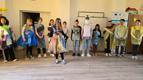 Paradă de costume din materiale reciclate, Ziua Pământului 2024