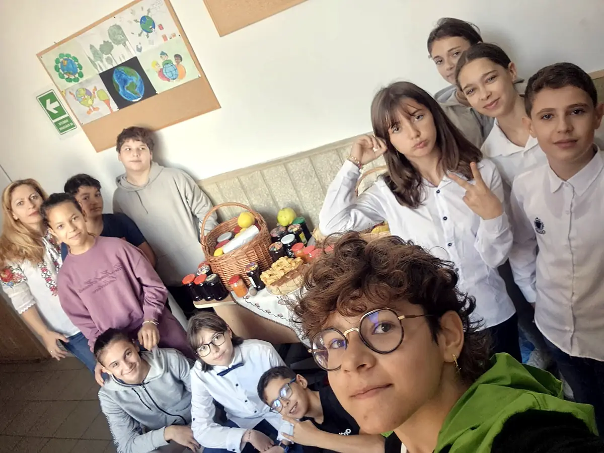 Selfie de grup la Târgul de toamnă